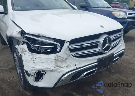 2021 Mercedes-Benz Glc 300 4Matic Suv z USA, uszkodzony, nr VIN W1N0G8EB0MV306959